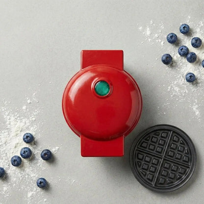 Vinny’s™ Mini Waffle Maker – Cute, Quick & Crispy Delights.
