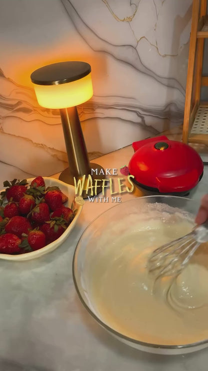 Vinny’s™ Mini Waffle Maker – Cute, Quick & Crispy Delights.